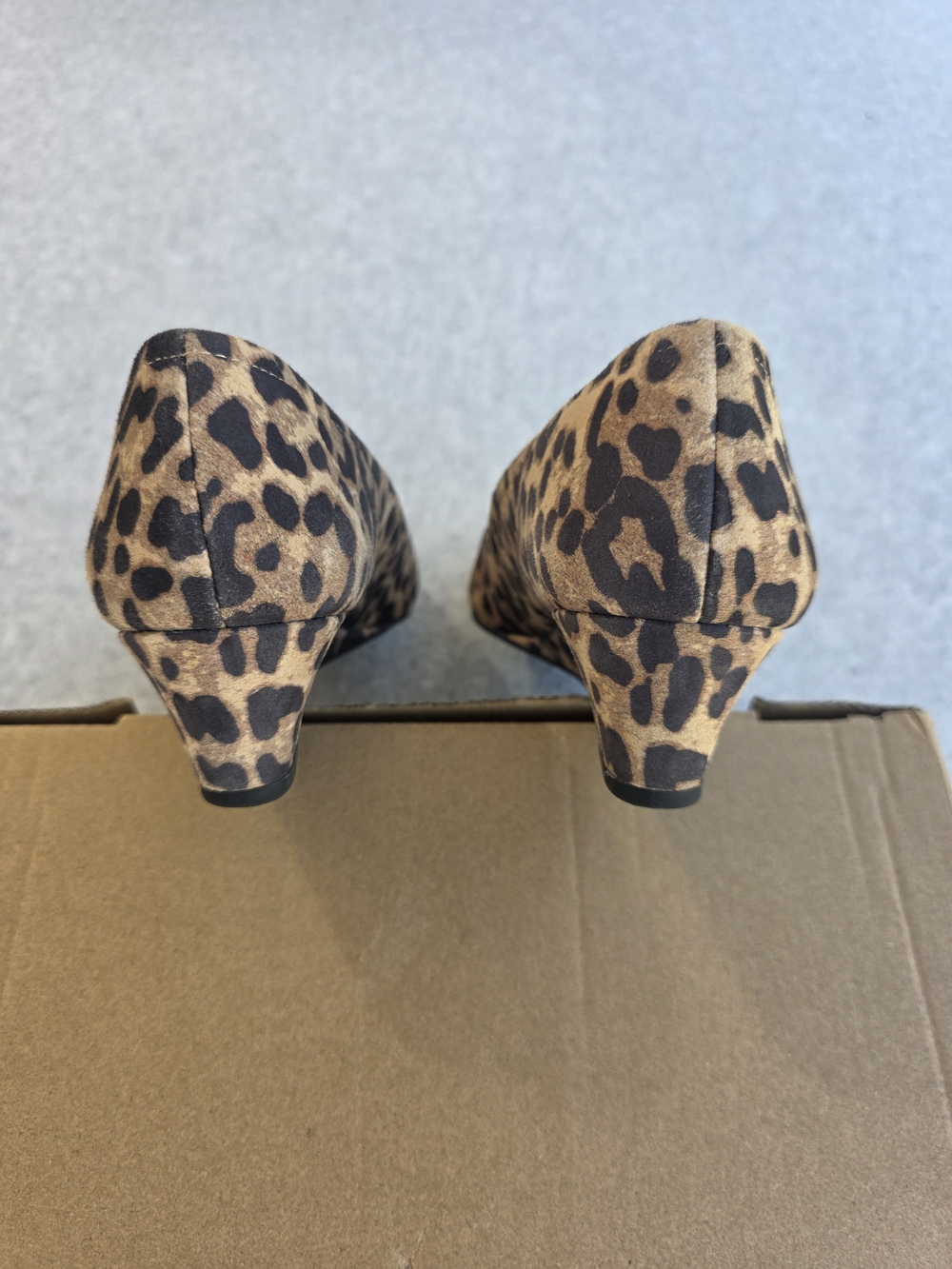 Cole Haan Women's Malta Wedge in a Leopard-print Size 7.5B - Picture 8 of 13